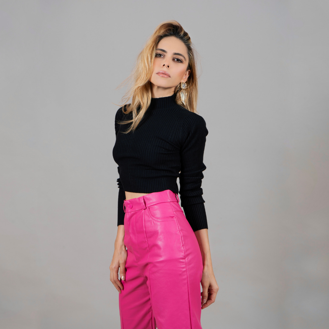 Pantalon piel rigido