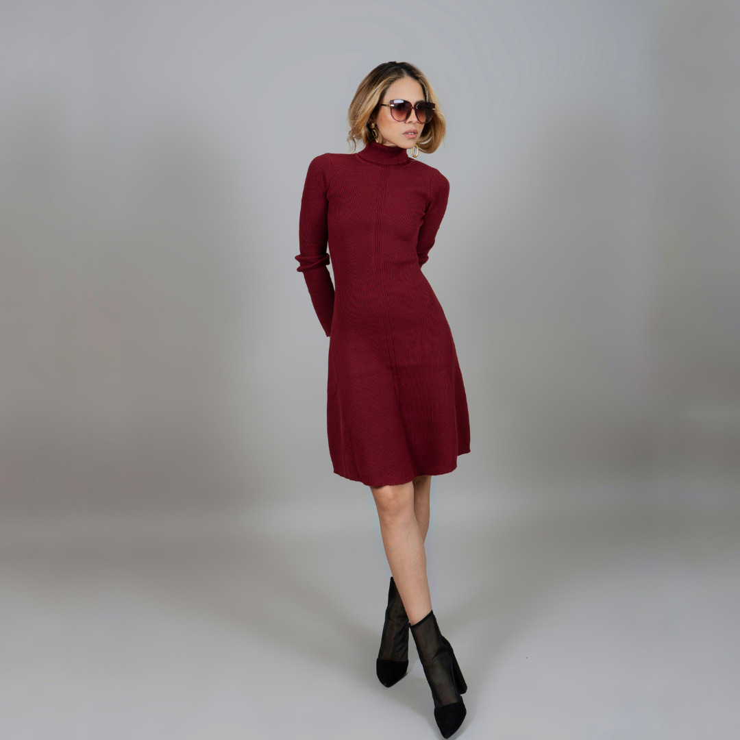 Vestido cuello alto y manga larga rojo quemado