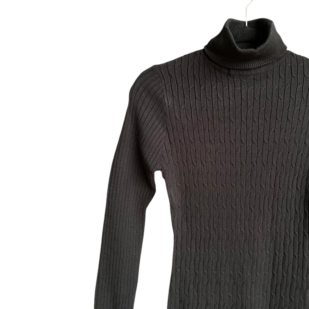 Vestido tejido negro cuello alto