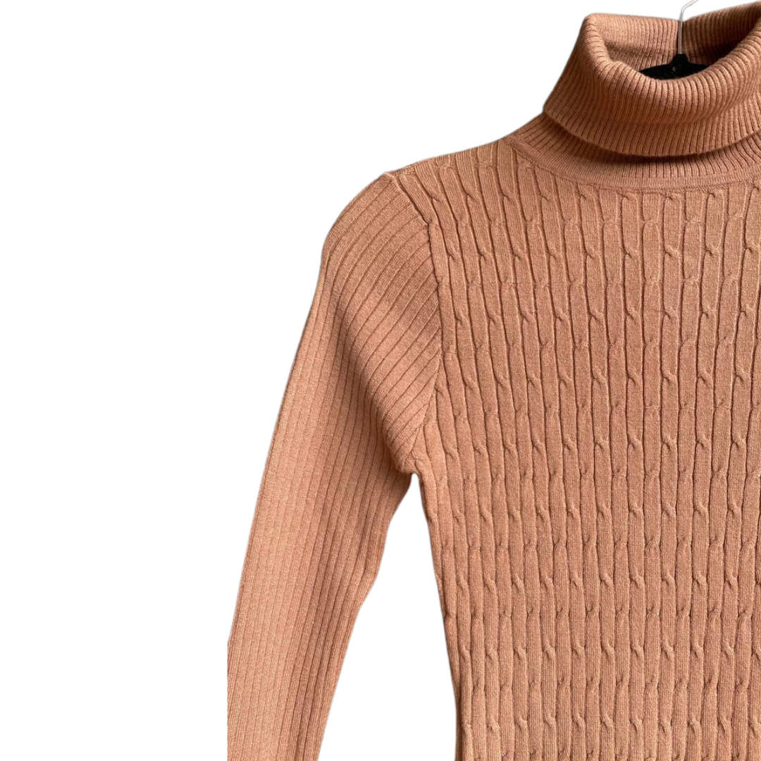 Vestido nude cuello alto