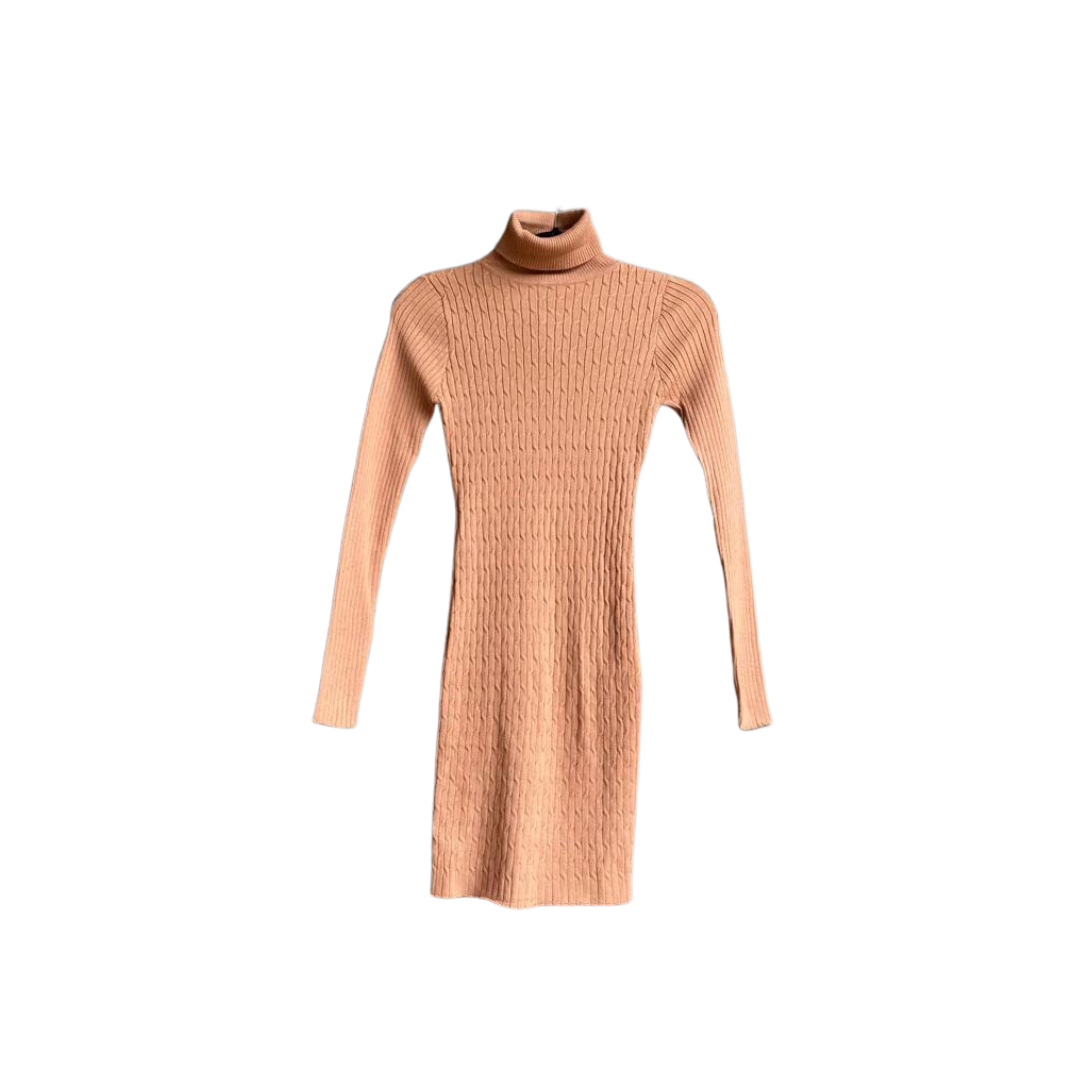 Vestido nude cuello alto