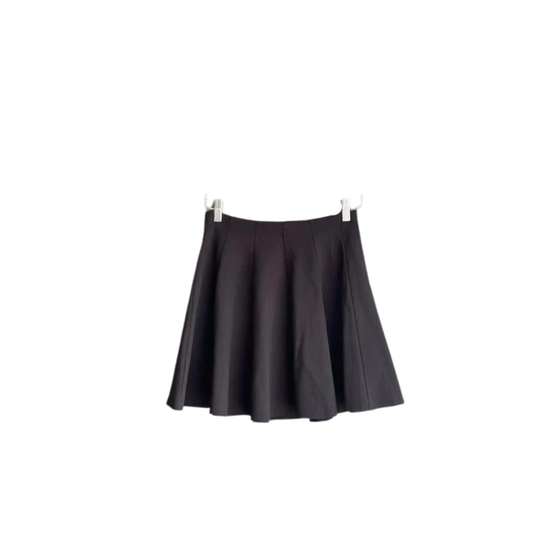 Mini falda negra
